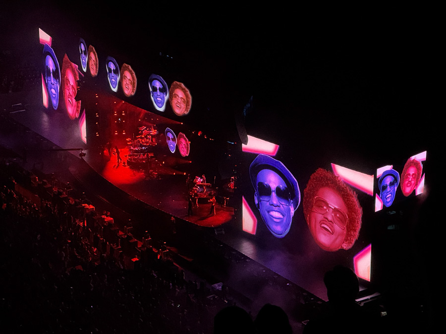 Bruno Mars 65
