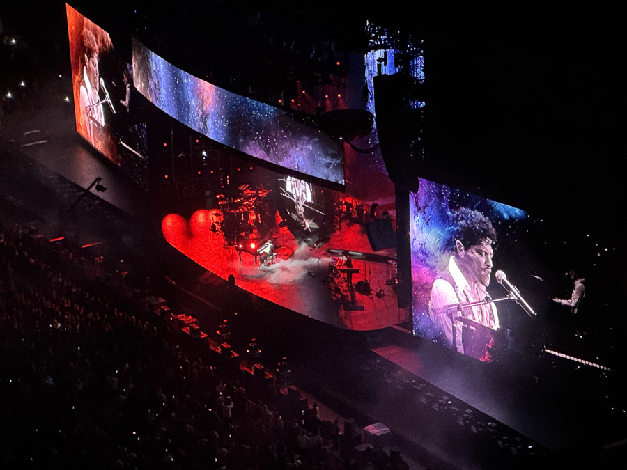 Bruno Mars 71
