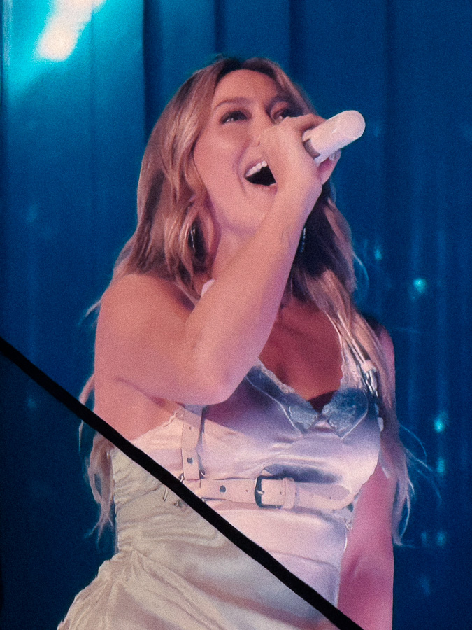 Hilary Duff 36