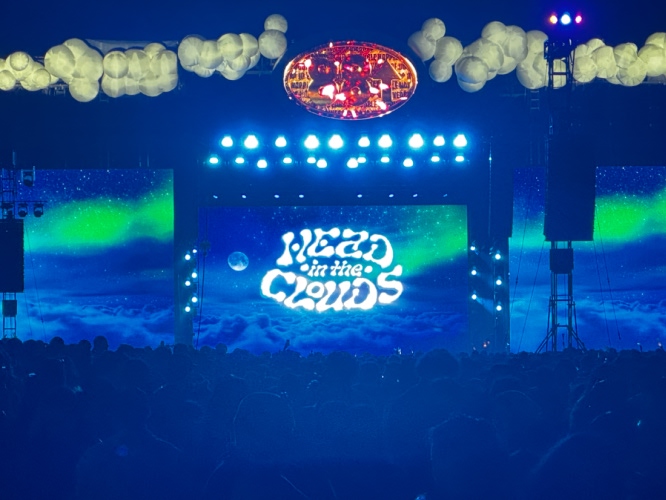 88rising: Head in the Clouds